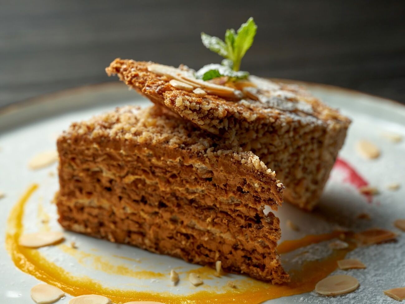 Вафельний торт має настоятися