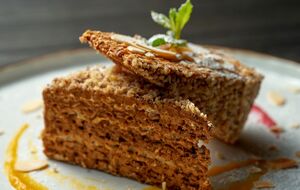 Вафельний торт має настоятися