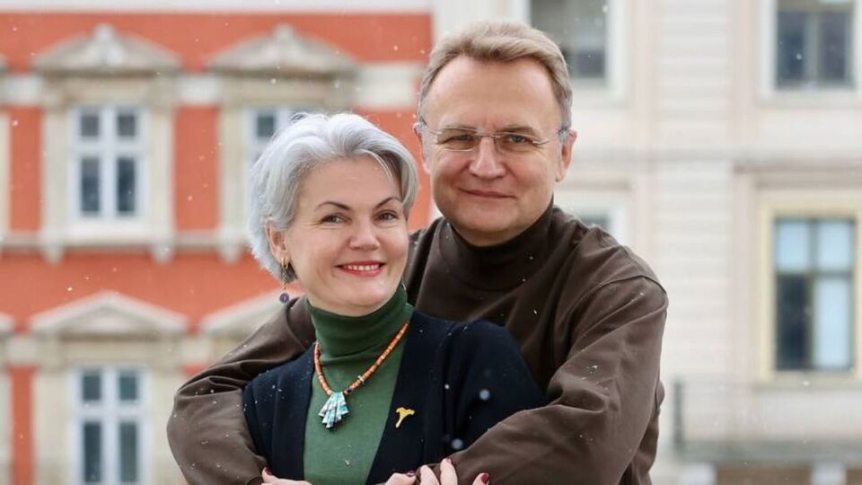 Садовый живет в браке с женой 25 дет