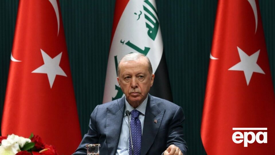 Турецкий лидер добавил, если президенты примут приглашение, то он тоже присоединится к этой встрече