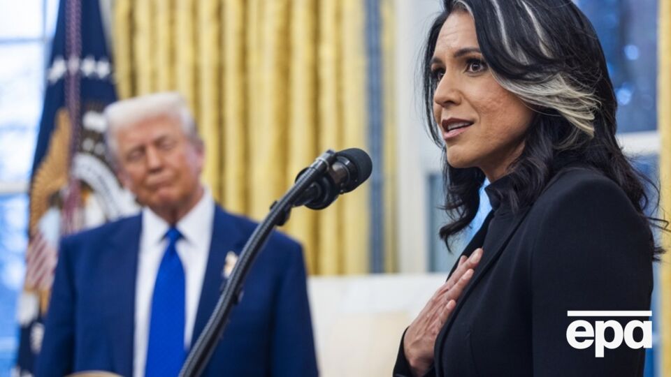 Трамп заявив, що йому "байдуже", що сказала Габбард