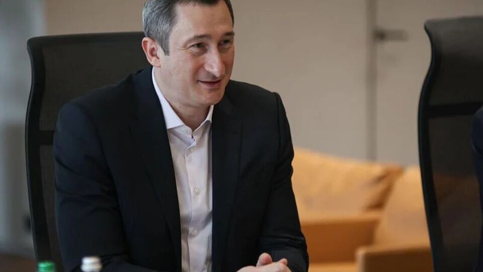 Чернишов перебуває у плановому відрядженні в ЄС