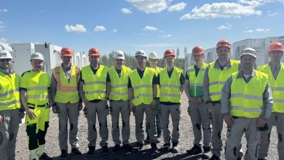 Установки зберігання енергії вимагають високої кваліфікації фахівців, наголосили у ДТЕК