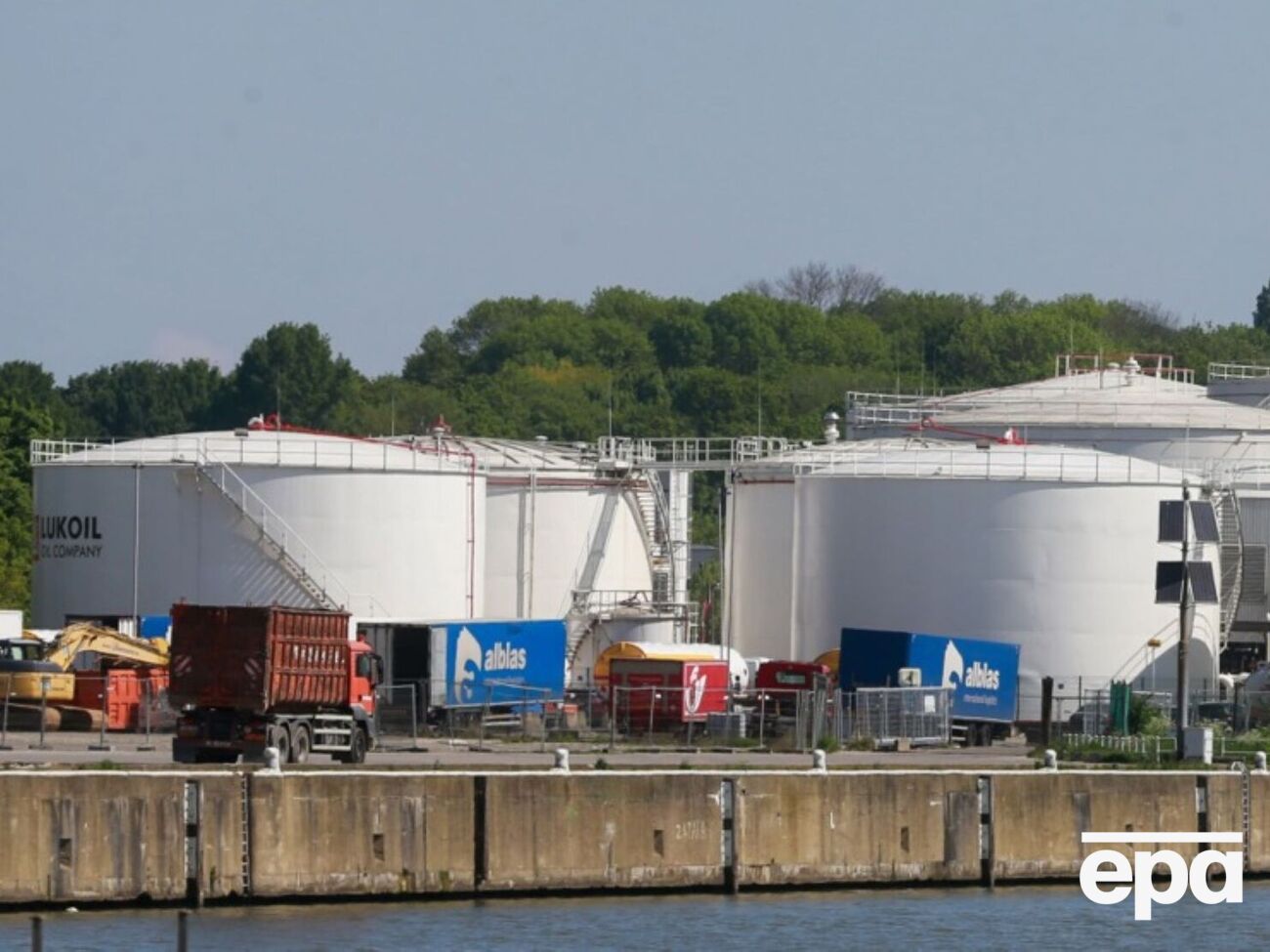 За словами європейського чиновника, країни G7 погодилися не ухвалювати рішення просто зараз