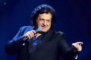 Зараз Бобул одружений учетверте