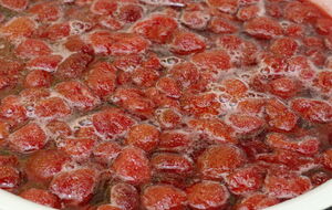 Для варенья понадобится 2 кг клубники