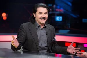 Зібров народився 1957 року в селі Червоне Вінницької області