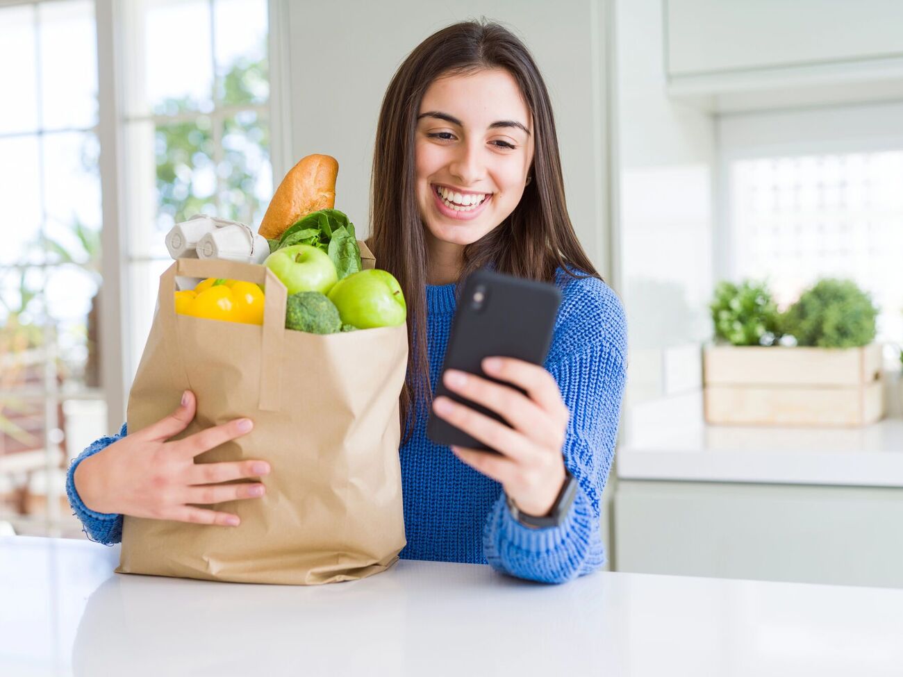 Із сервісом доставки "Фора" ви отримуєте свіжі продукти без стресу, поспіху та витрат часу