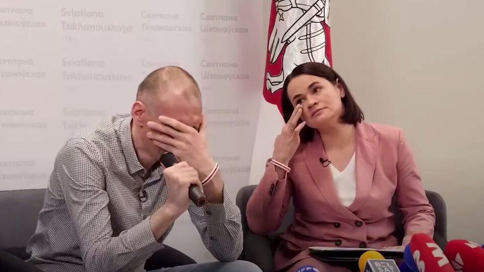 Тихановский не смог дальше отвечать на вопрос, как прошла встреча с детьми