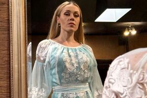 Елена Тополя не смогла прокомментировать происходящее