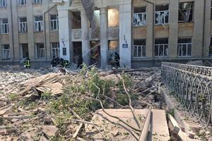 РФ вчера разрушила в этом городе станцию скорой помощи, сегодня – учебное заведение