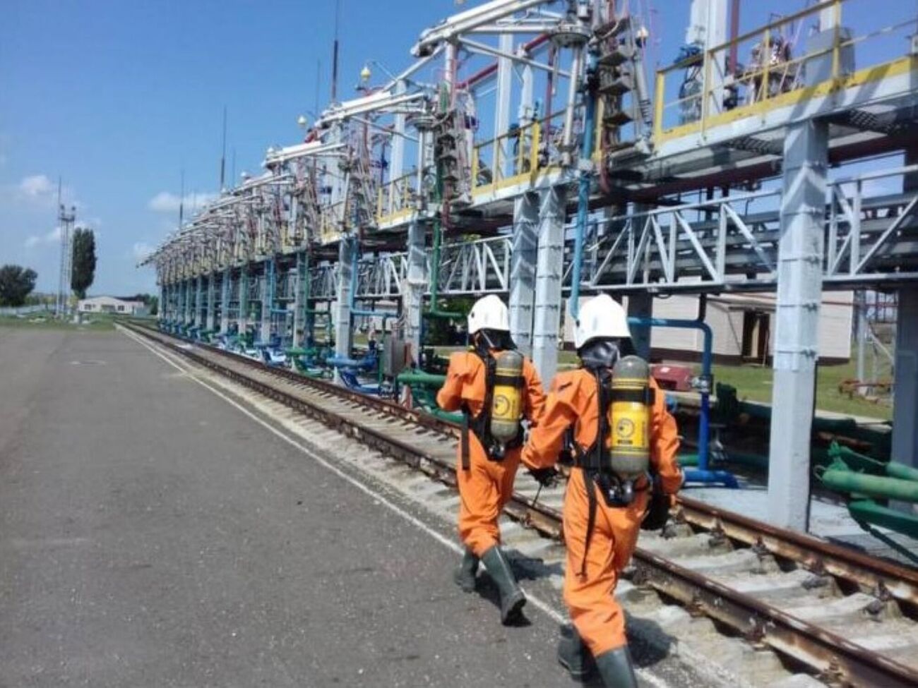 РФ забезпечує пально-мастильними матеріалами із цього комбінату окупаційну армію в Луганській і Донецькій областях