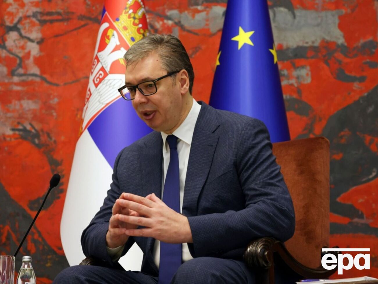 За словами Вучича, всі вироблені в його країні боєприпаси залишаються в сербських казармах