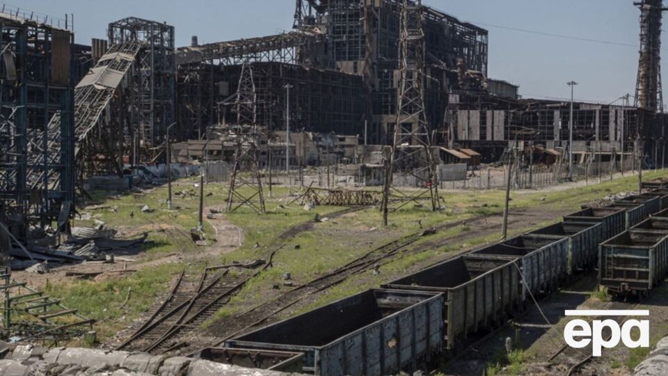 В Мариупольском горсовете подчеркнули, что российские оккупанты хотят стереть все, что напоминает об украинском сопротивлении