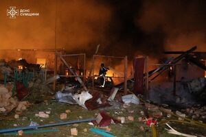 В ГСЧС отметили, что горели одновременно 15 зданий