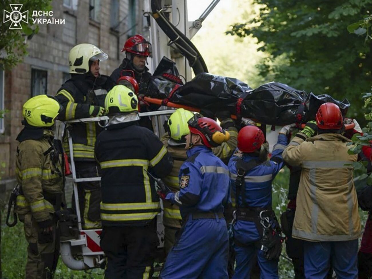 Російська ракета вбила дев'ятьох мирних жителів