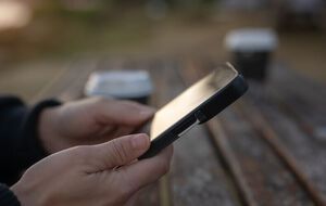 На сайті ВРУ немає постанови про виплату 24 тис. грн одноразової допомоги українцям, які залишилися в Україні після початку повномасштабного вторгнення РФ