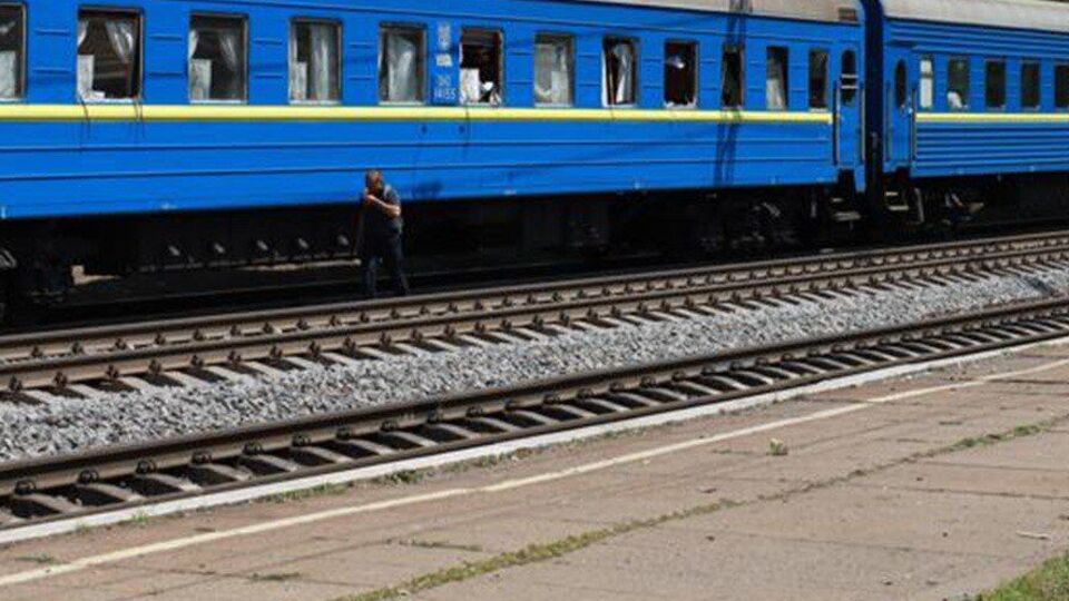 Поїзд "Одеса – Запоріжжя" 24 червня пошкодила вибухова хвиля під час російської атаки на Дніпро
