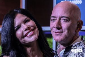 Безос женится на Санчес 27 июня