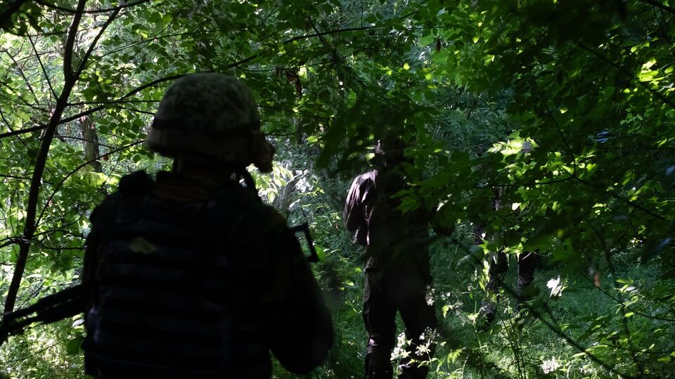 По словам высокопоставленного чиновника, окружение Сум в ближайшее время не является возможным