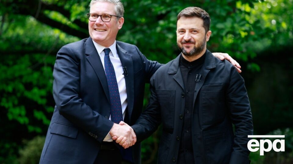 Стармер оголосив про передання Україні зброї від Великобританії коштом РФ