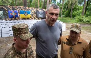 Кличко: С начала года отправили на передовую более 20 тыс. БПЛА разных типов