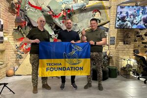 Меценат, співзасновник "Фундації Течія" Олег Крот надає підтримку модернізації Національного університету оборони України