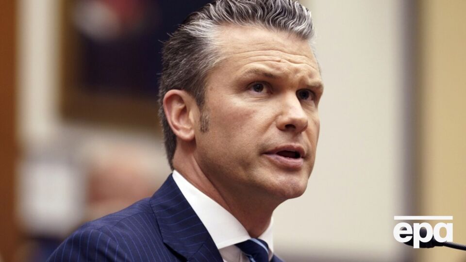 Утечка произошла по политическим мотивам, считает Хегсет