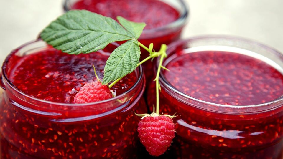 Банан в этом рецепте является натуральным загустителем