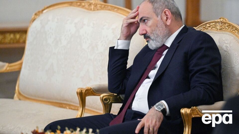 Конфликт между Пашиняном и церковью продолжается уже несколько лет