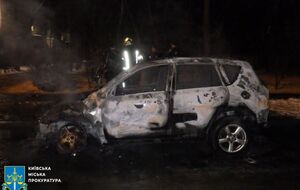 Чоловіка підозрюють у підпалі трьох автомобілів у Дніпровському районі