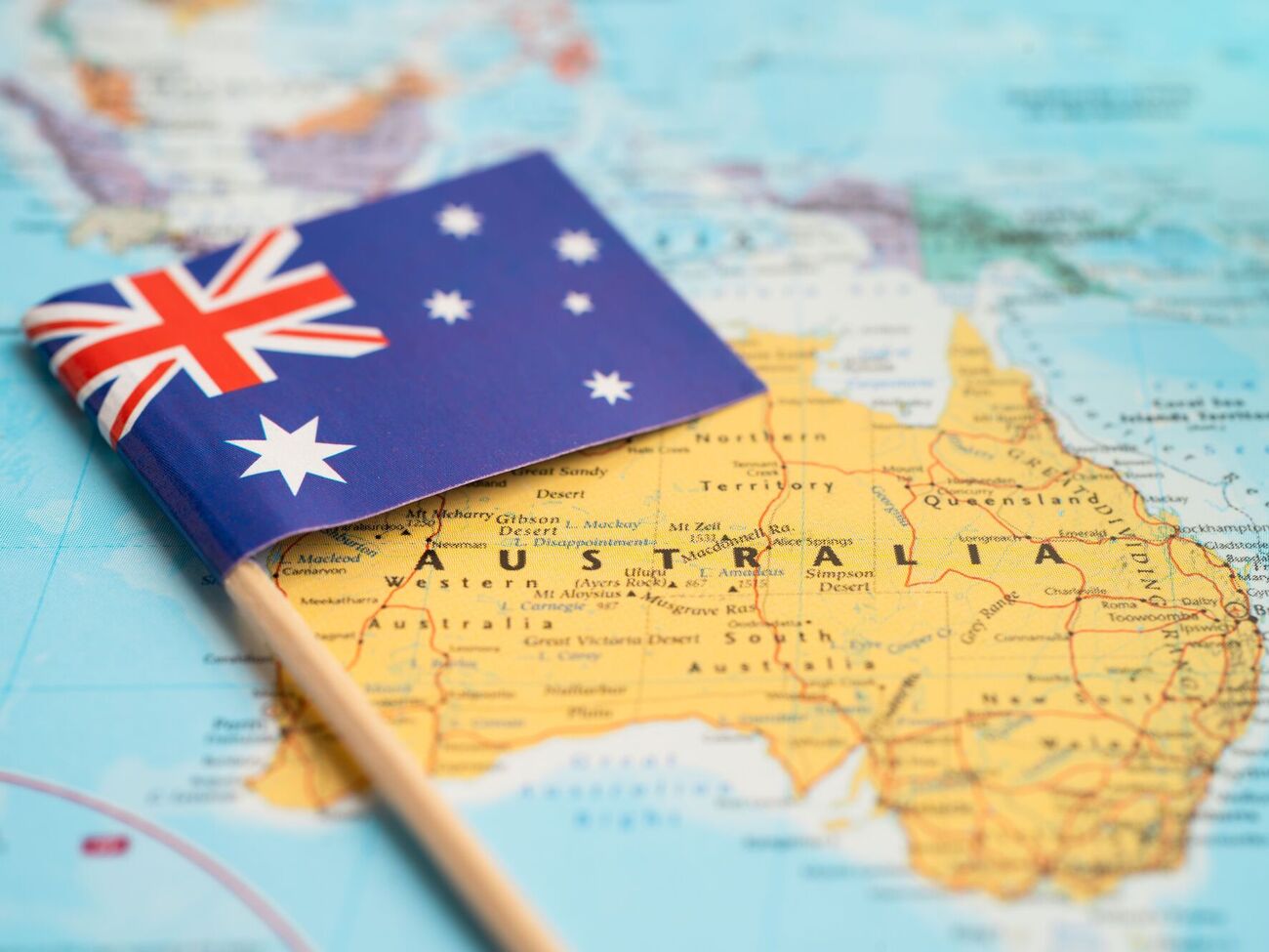 Санкции Австралия ввела еще против 44 физических и юридических лиц