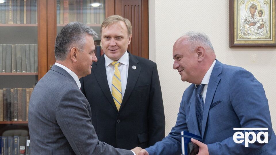 Здавалося, що Трамп від самого початку демонстрував більше розуміння до Путіна, зазначає ЗМІ