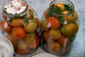 Помидоры лучше всего хранить в погребе