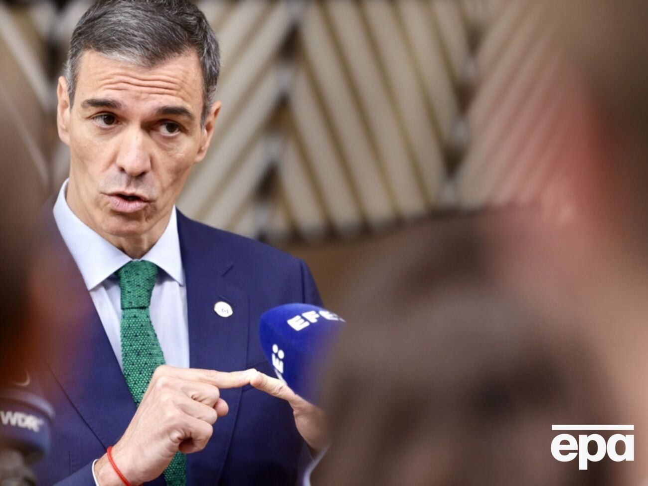 Премьер Испании отметил, что его страна имеет торговый дефицит с США