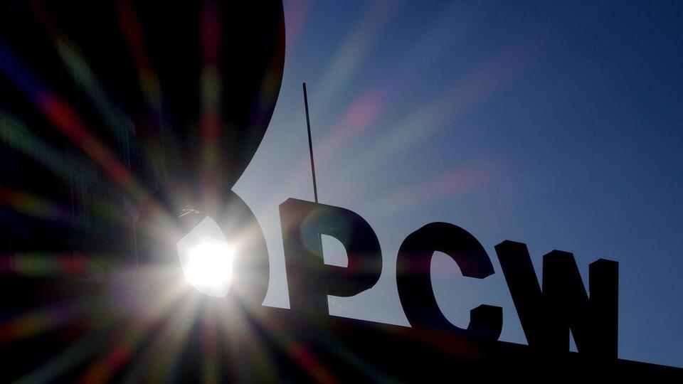 ОЗХЗ доручала дослідження двом незалежним лабораторіям