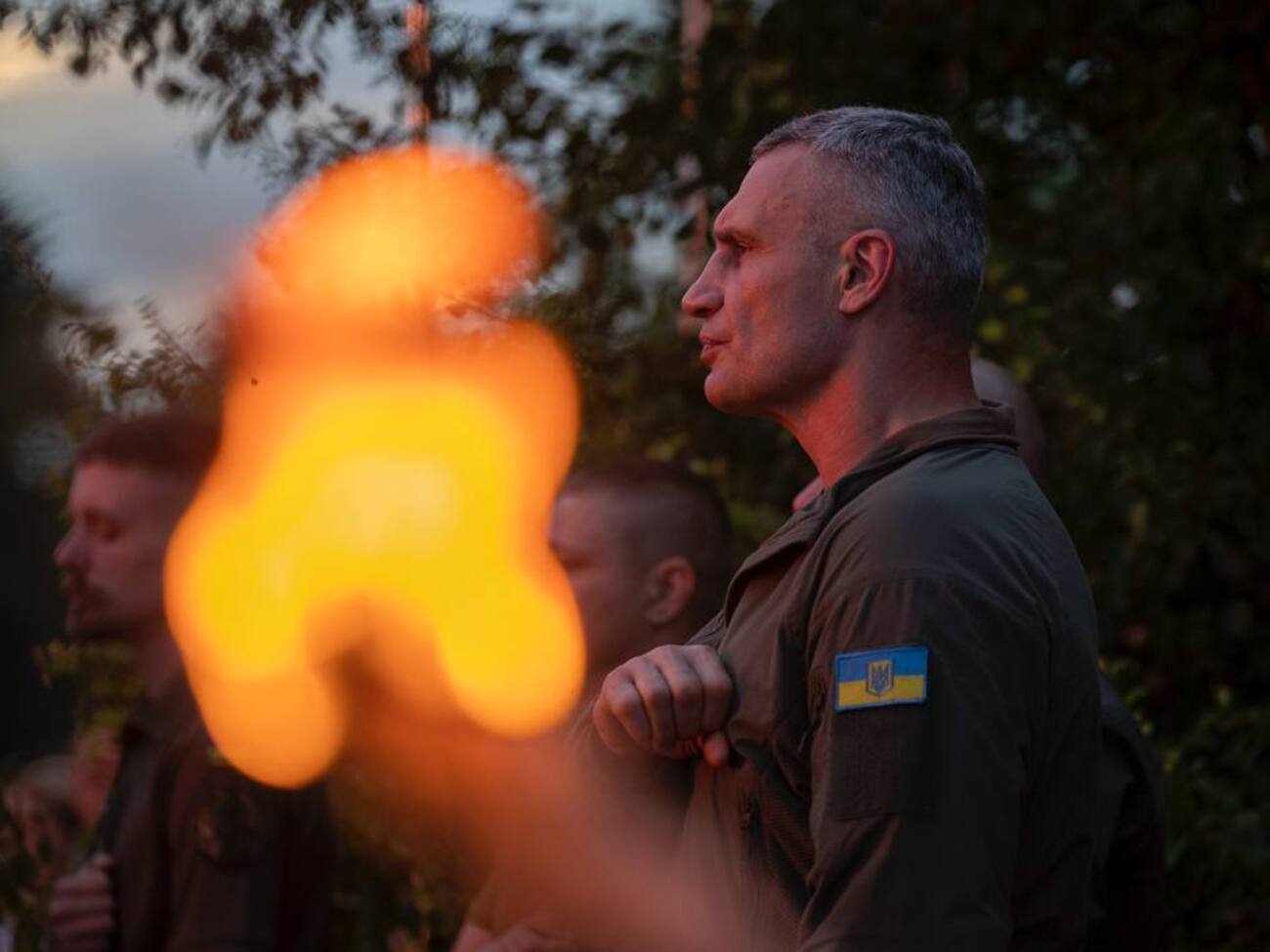 Кличко: Разом із військовими запалили ватру й ушанували молитвою пам'ять загиблих