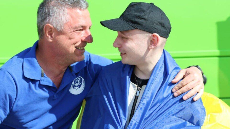 Україські військові повернулися з полону