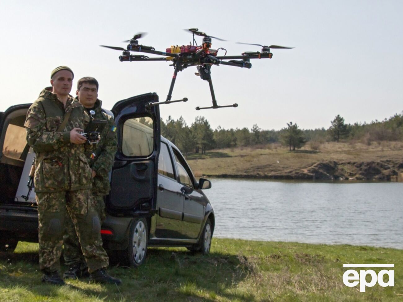 Украинские разведчики запустили дроны по объекту в РФ