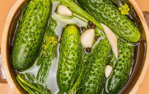 Огірки приготуються дуже швидко