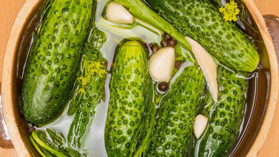 Огірки приготуються дуже швидко