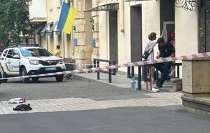 Полицейские разыскивают нападавших