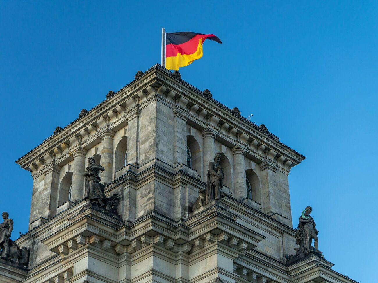 По подсчетам, в 2027 году минимальная зарплата в Германии должна достичь €2,5 тыс. в месяц