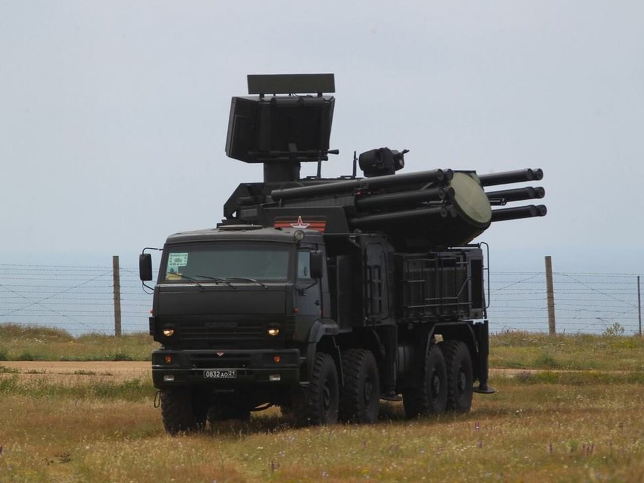 Дроны уничтожили вражескую технику