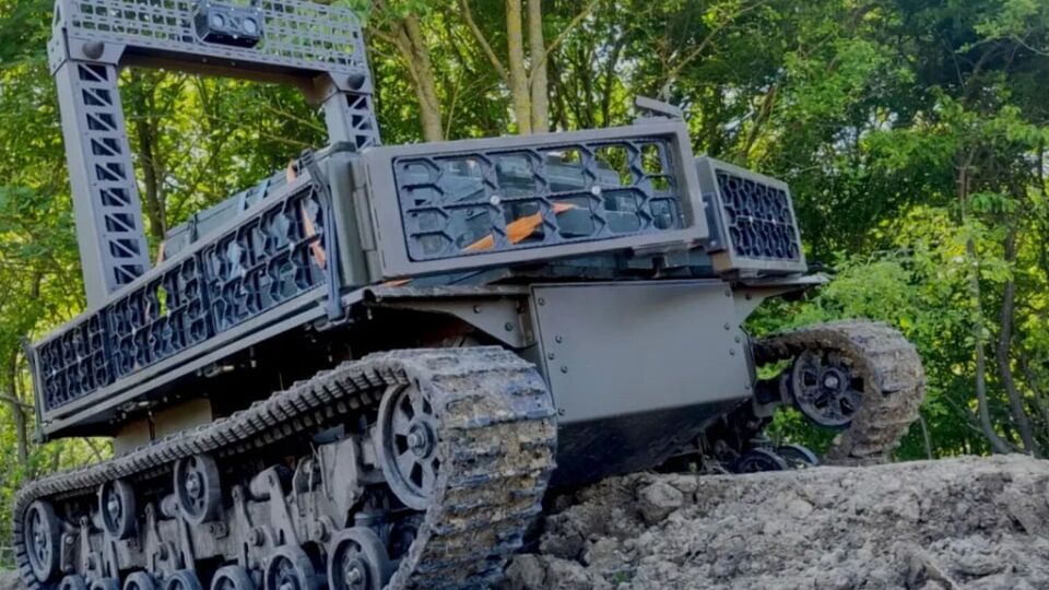 З огляду на свої габарити, "Мураха" є одним із лідерів за вантажопідйомністю
