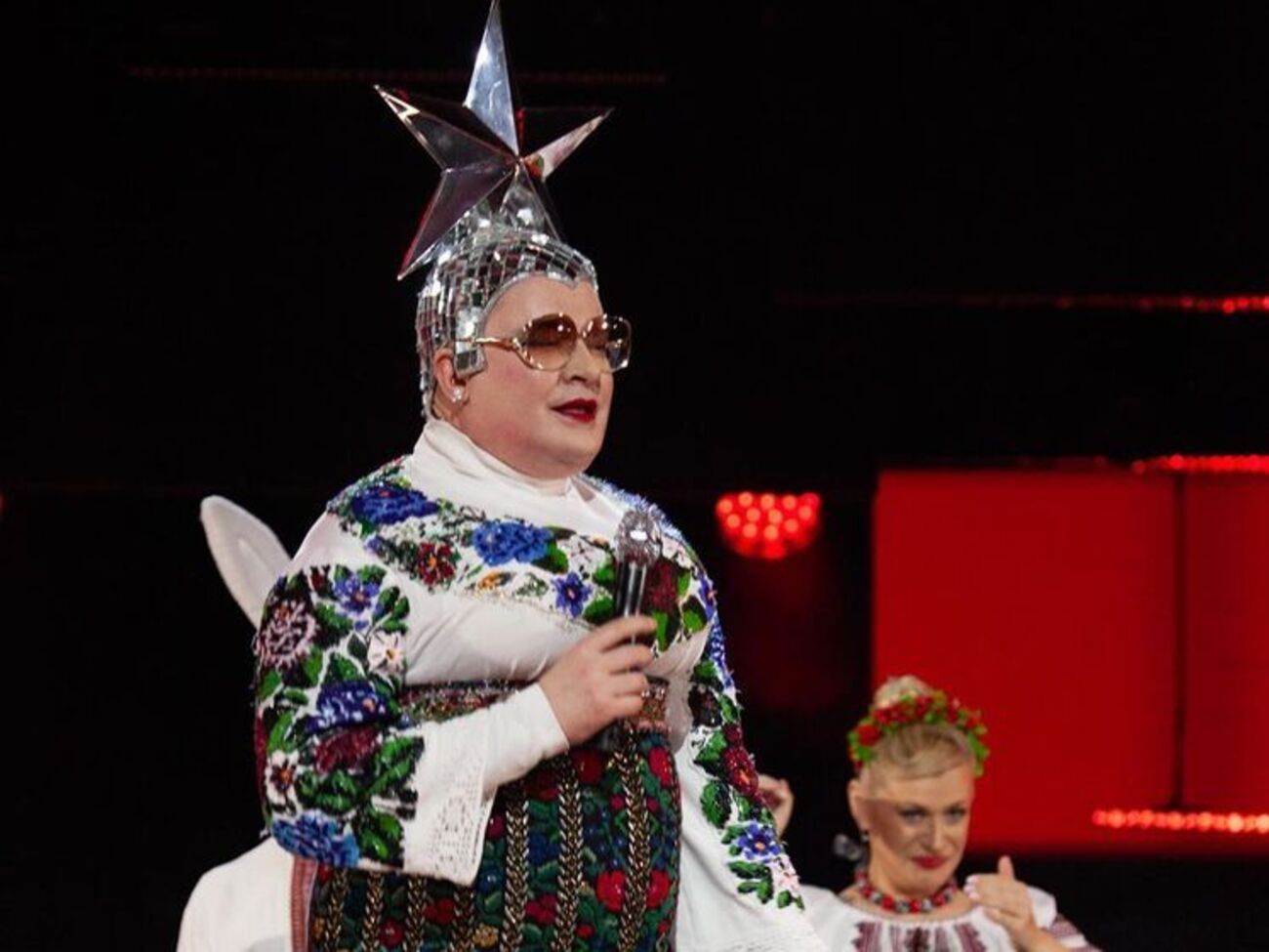 Сердючка не отказалась от русскоязычного репертуара на концерте в Одессе