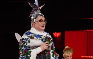 Сердючка не отказалась от русскоязычного репертуара на концерте в Одессе