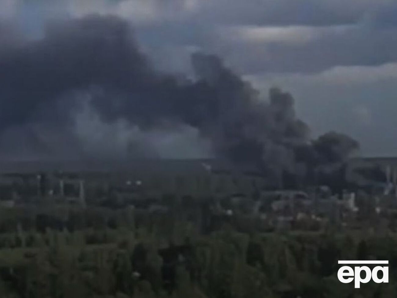 Поражены склады 1060-го центра материально-технического обеспечения