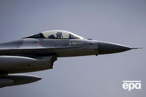 Пілот відвів пошкоджений літак від населеного пункту, але катапультуватися не встиг