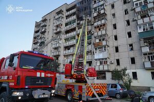 В результате атаки РФ есть попадания в жилые дома